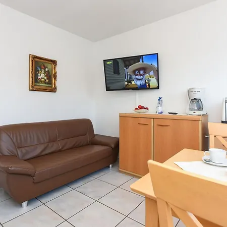 Gaestehaus Sturmeck بينسيرسيال